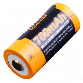 Акумулятор літієвий Li-Ion 16340 Fenix ARB-L16-700UP 3.6V (700mAh, USB)