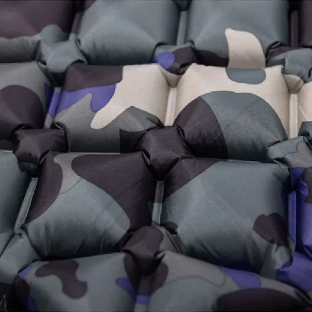 Килимок надувний з подушкою 190-55-3 см Lugi SJ-0084KH камуфляж