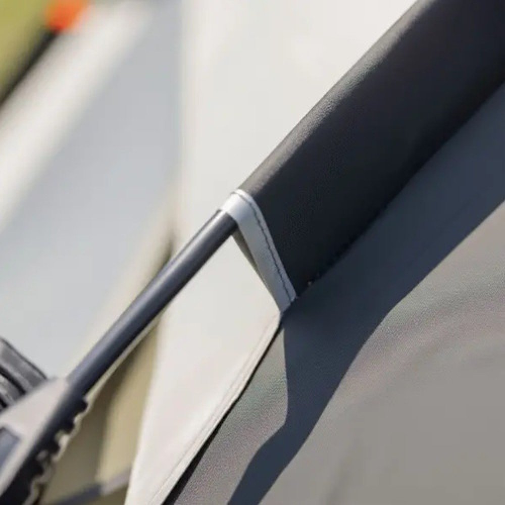 Намет тримісний з автоматичним каркасом Lugi LU-016B чорний