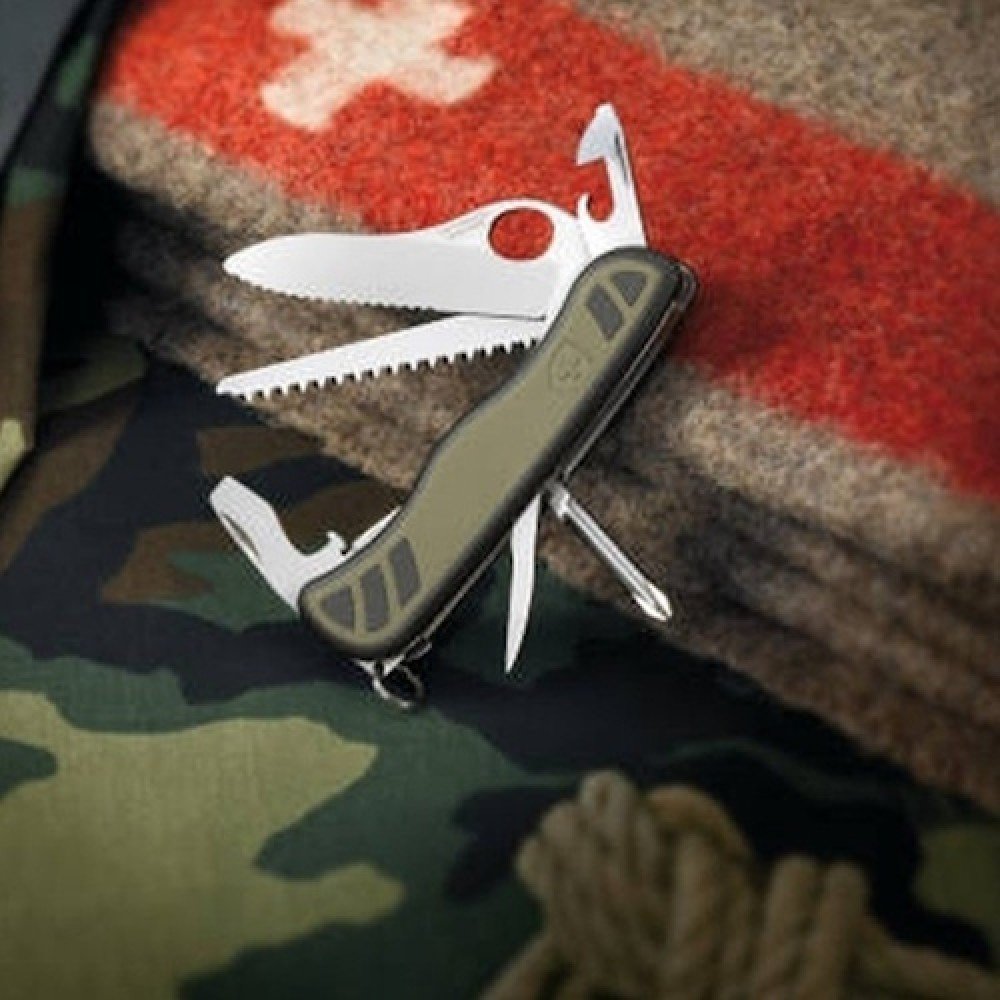 Ніж Victorinox Swiss Soldier's Knife 0.8461.MWCHB1