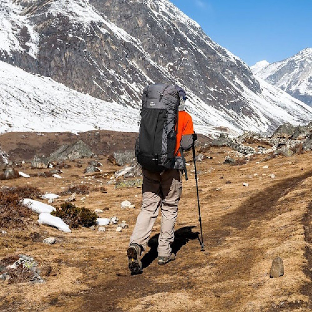Рюкзак туристичний Naturehike Rock 60+5 л NH19BP095 графіт в клітинку